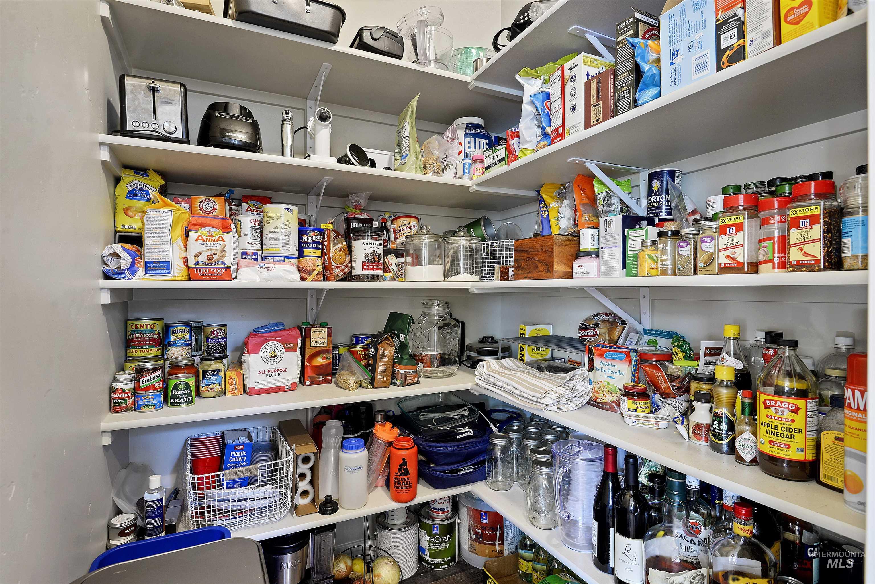 1993 W Wood Chip Dr.