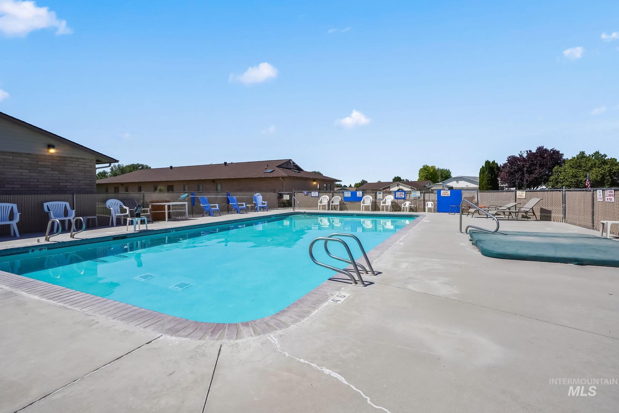 1100 Burnett Dr Unit: 237