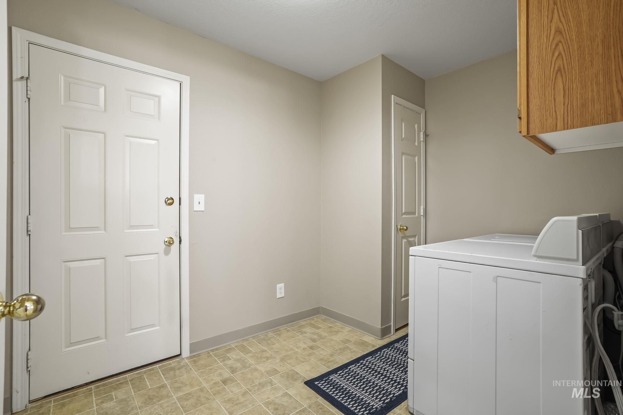 1100 Burnett Dr Unit: 237