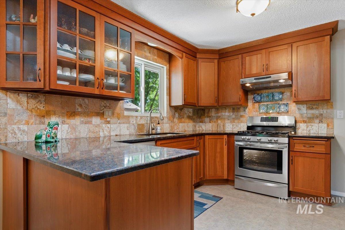 12603 W Castlewood Drive