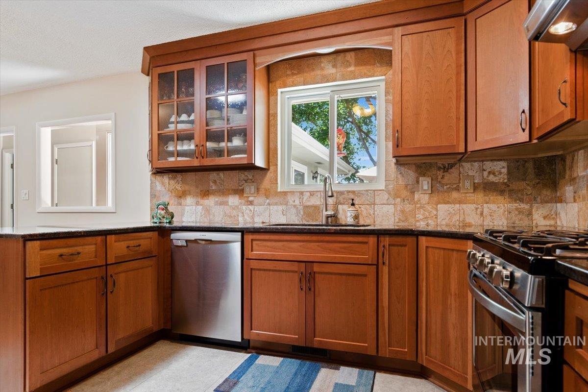 12603 W Castlewood Drive