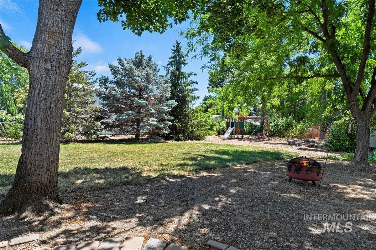 12603 W Castlewood Drive