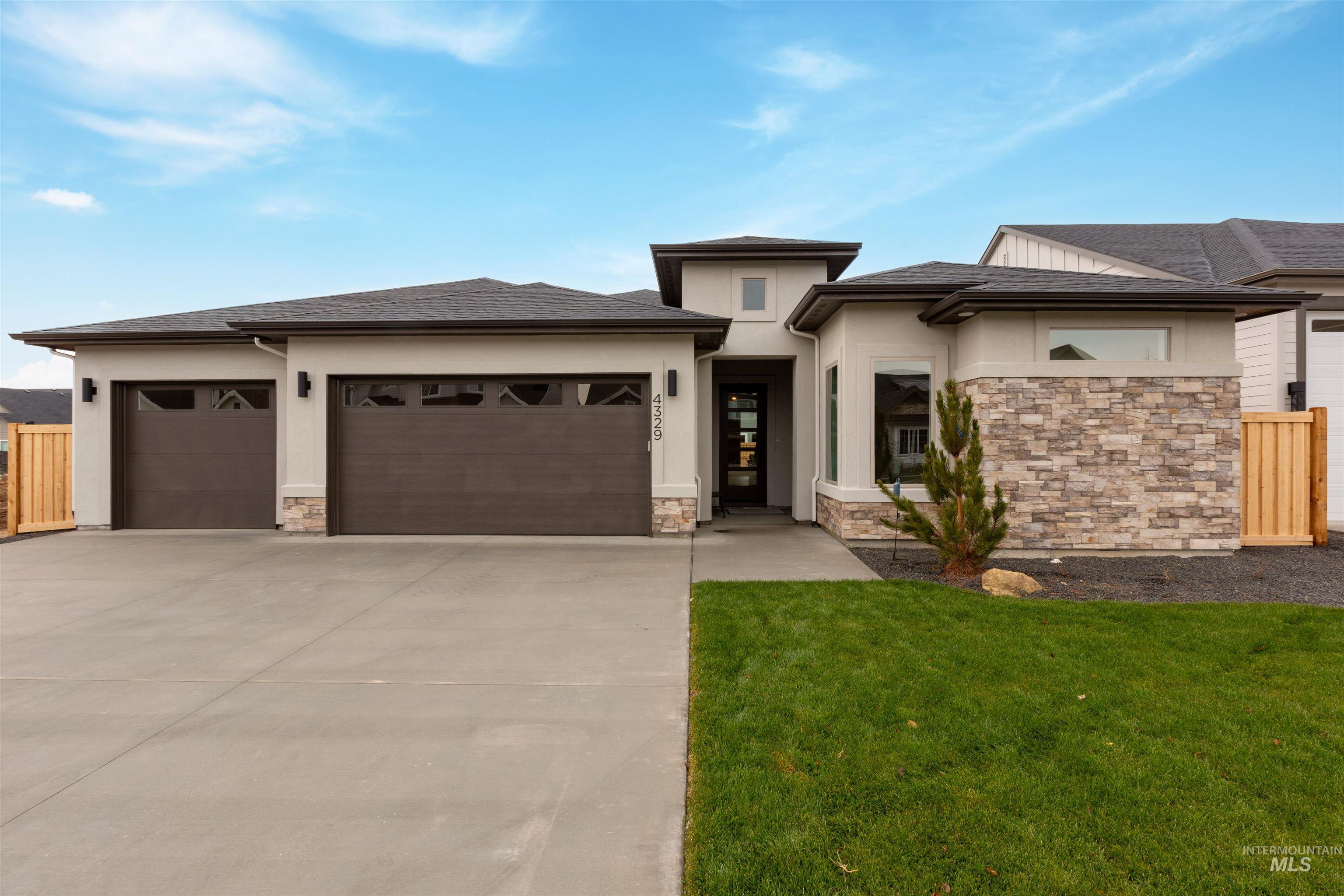 4329 N Madden Way