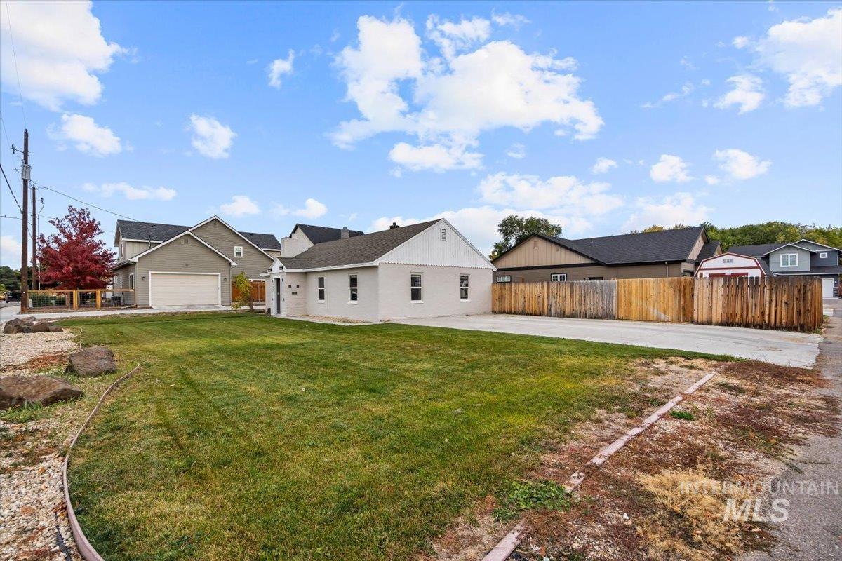 1908 S Eagleson Road