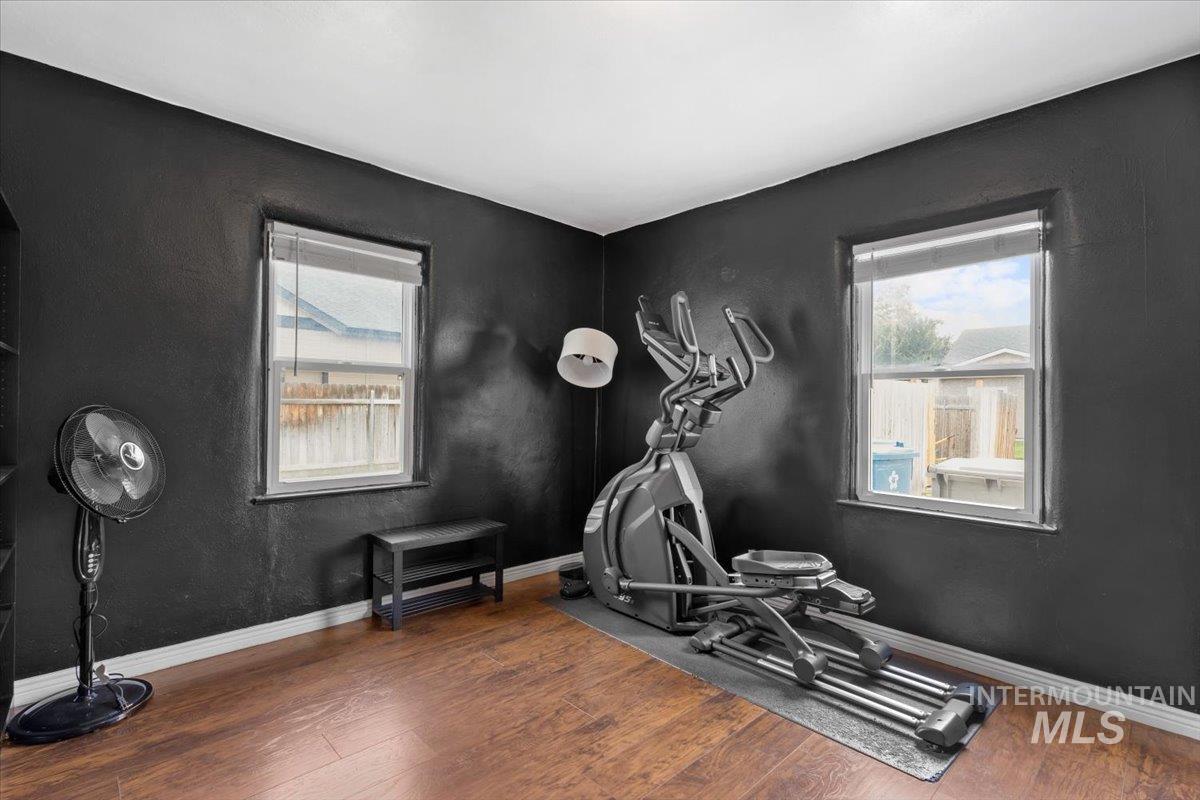 1908 S Eagleson Road