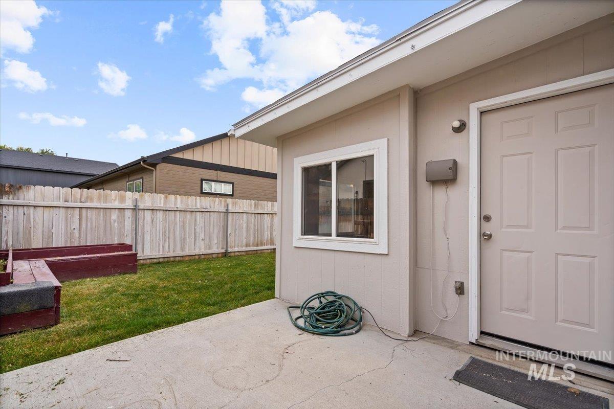 1908 S Eagleson Road