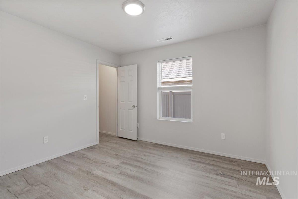 17697 N Harpster Way