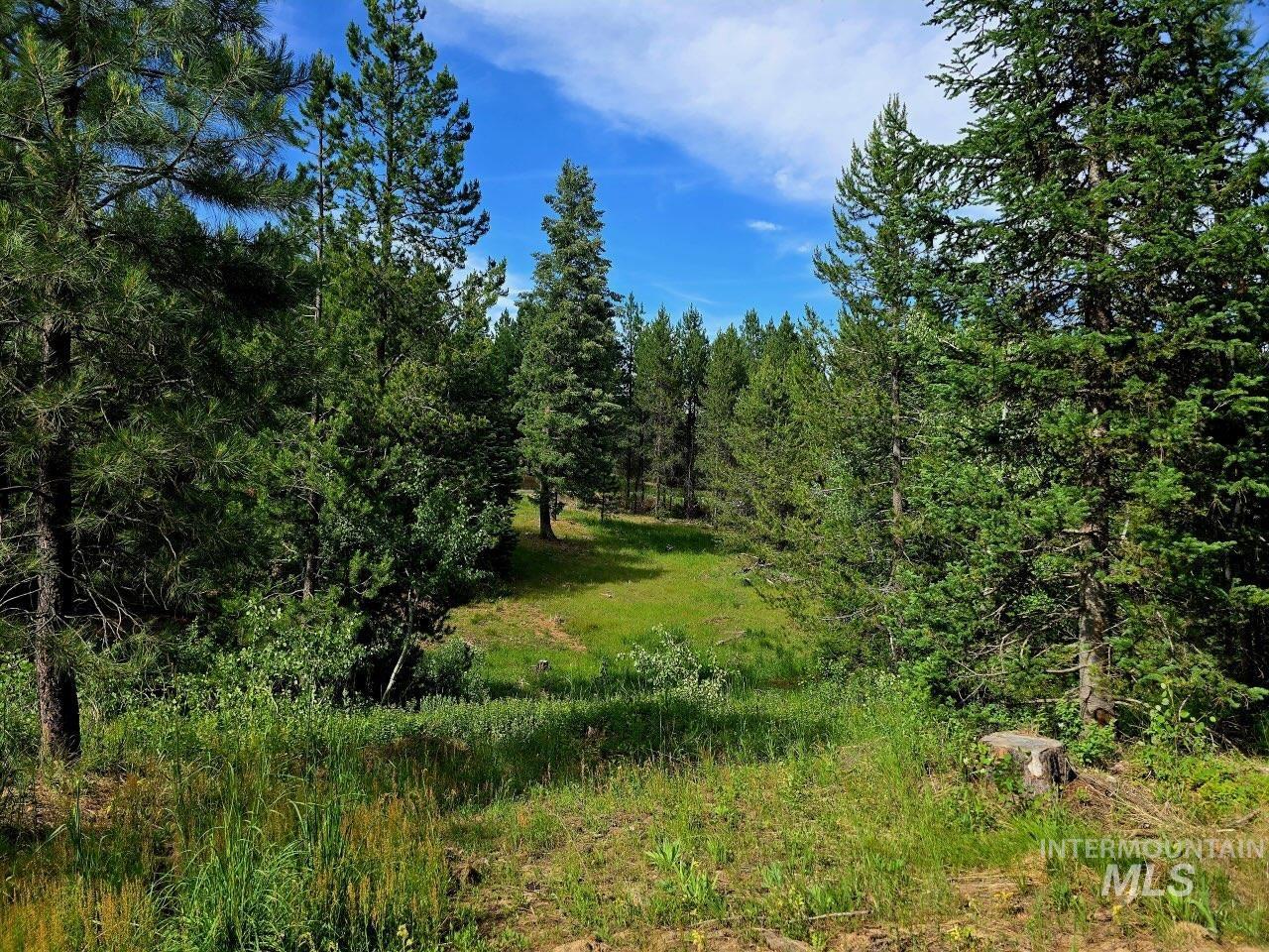 Lot 19 Saddle Rock Subdivision