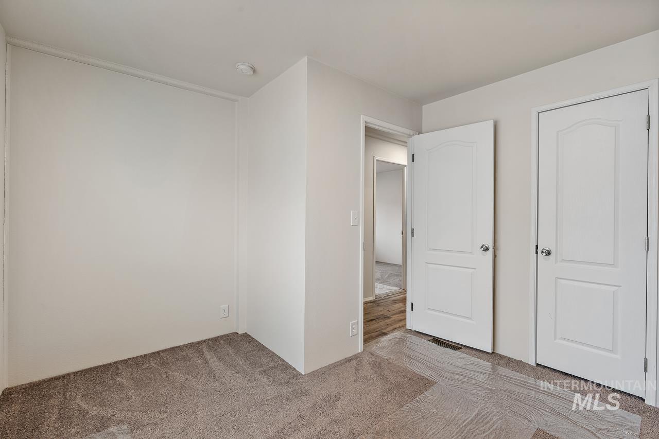 441 W Mesquite St.