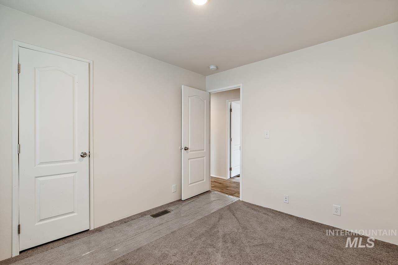 441 W Mesquite St.