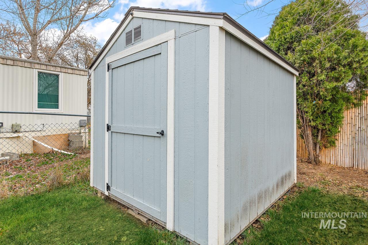 441 W Mesquite St.