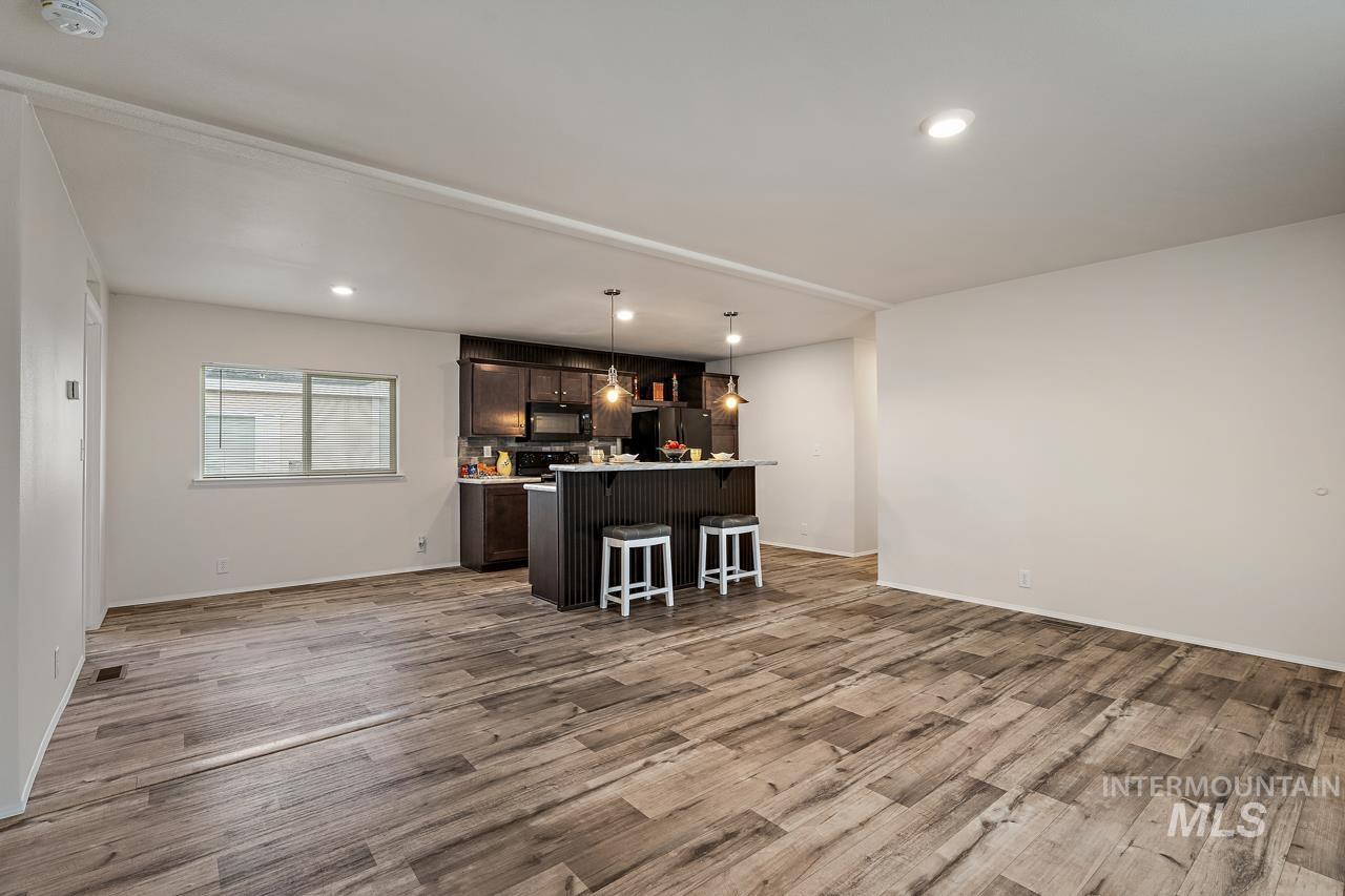 441 W Mesquite St.