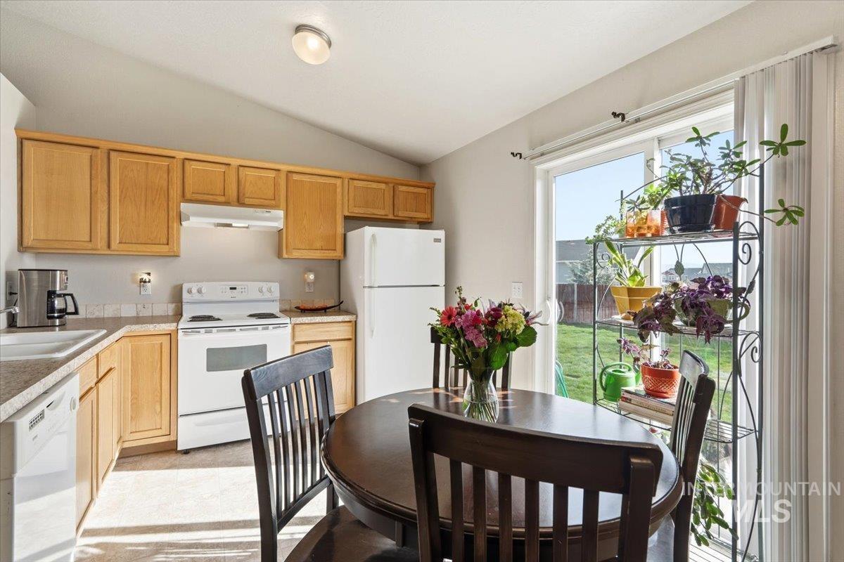 3530 S Twin Springs Way