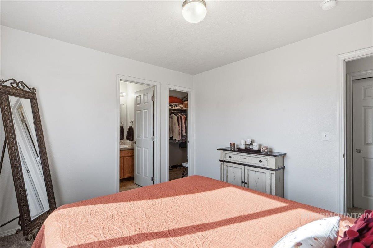 3530 S Twin Springs Way