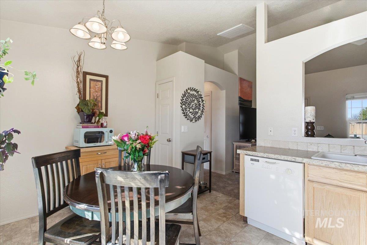 3530 S Twin Springs Way