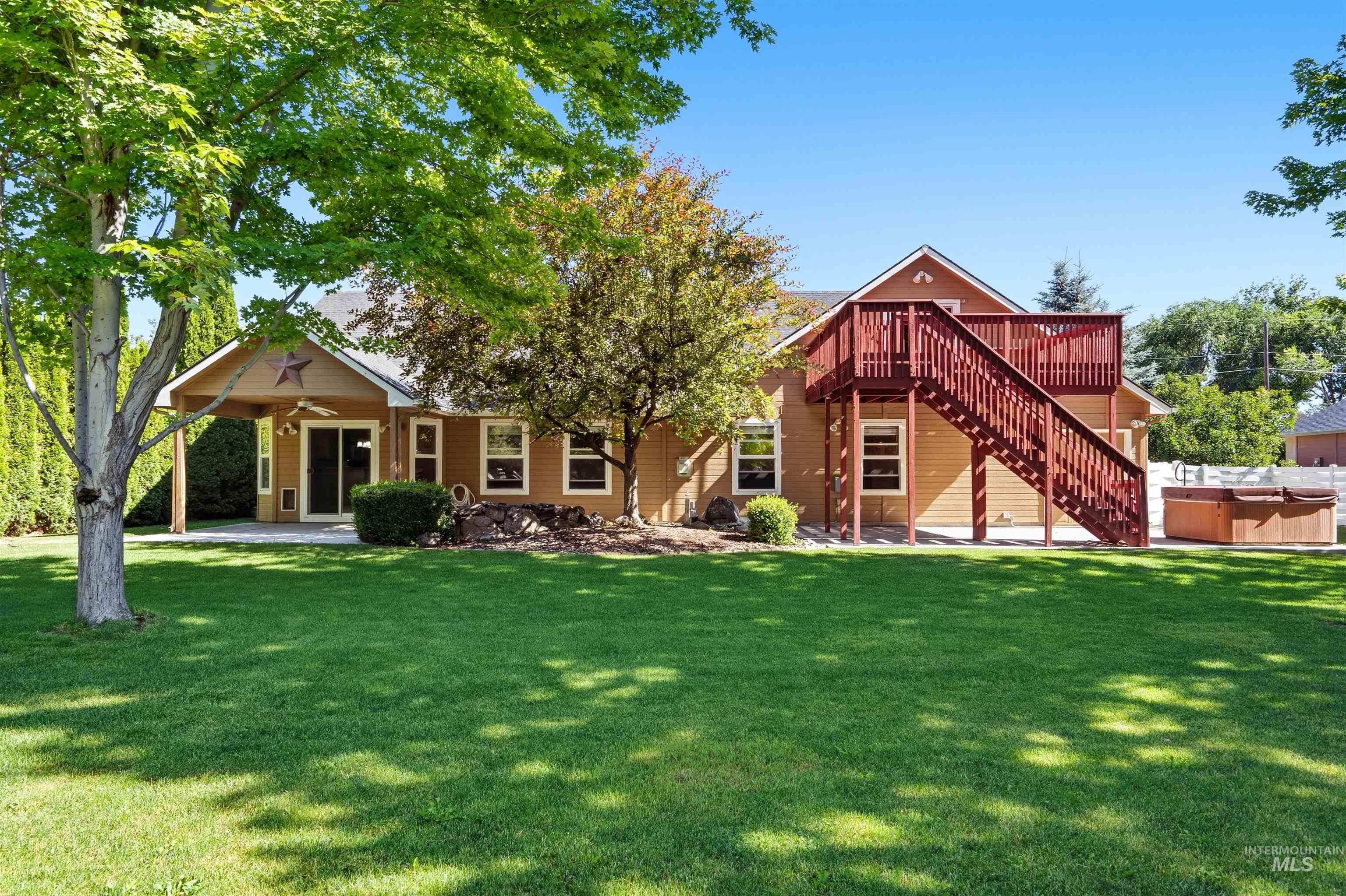 5303 Howard Lane