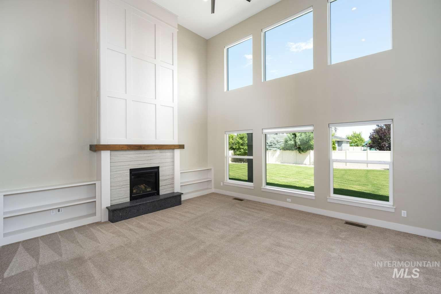 2598 E La Grange Dr