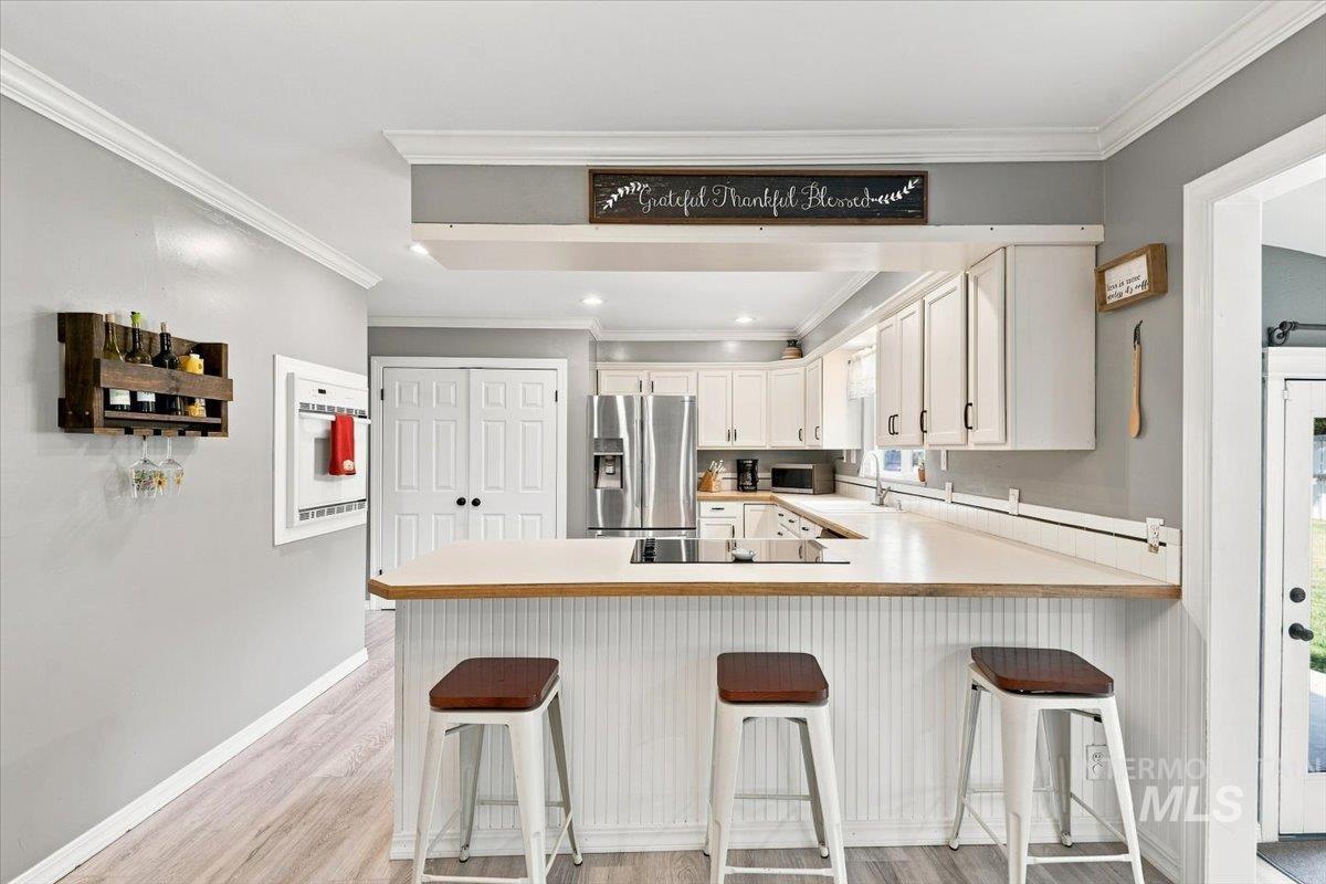 2322 W Roosevelt Avenue