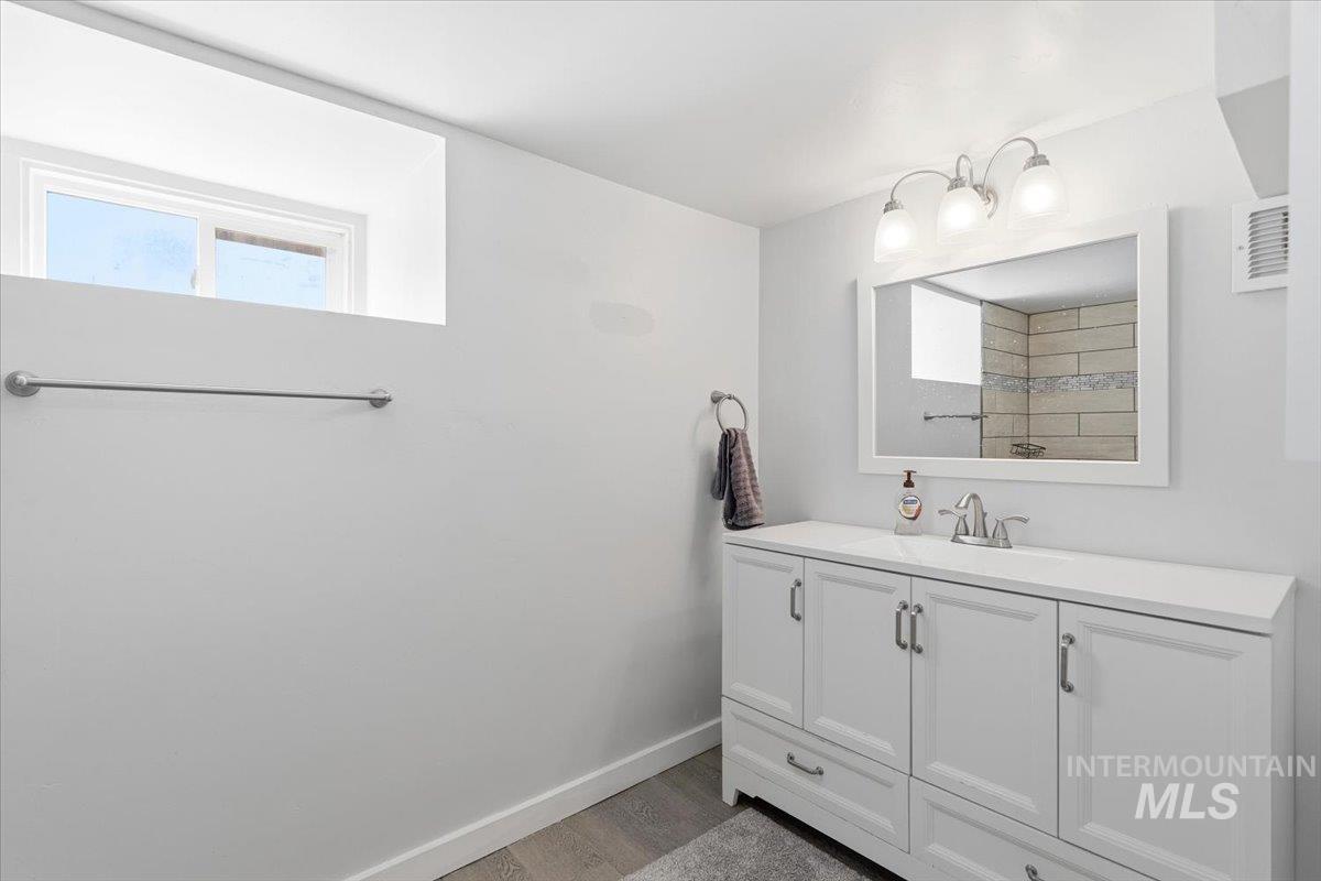 620 16th Avenue S.