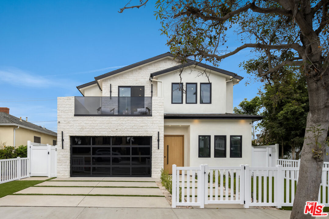 3910 Mclaughlin Ave