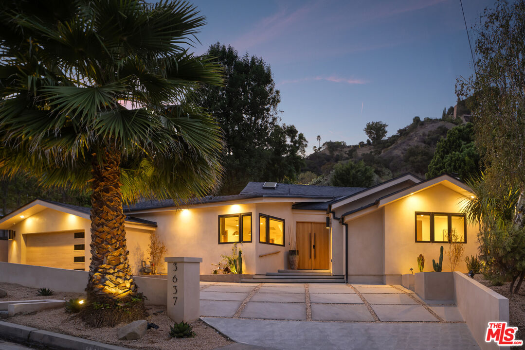 3637 Loadstone Dr
