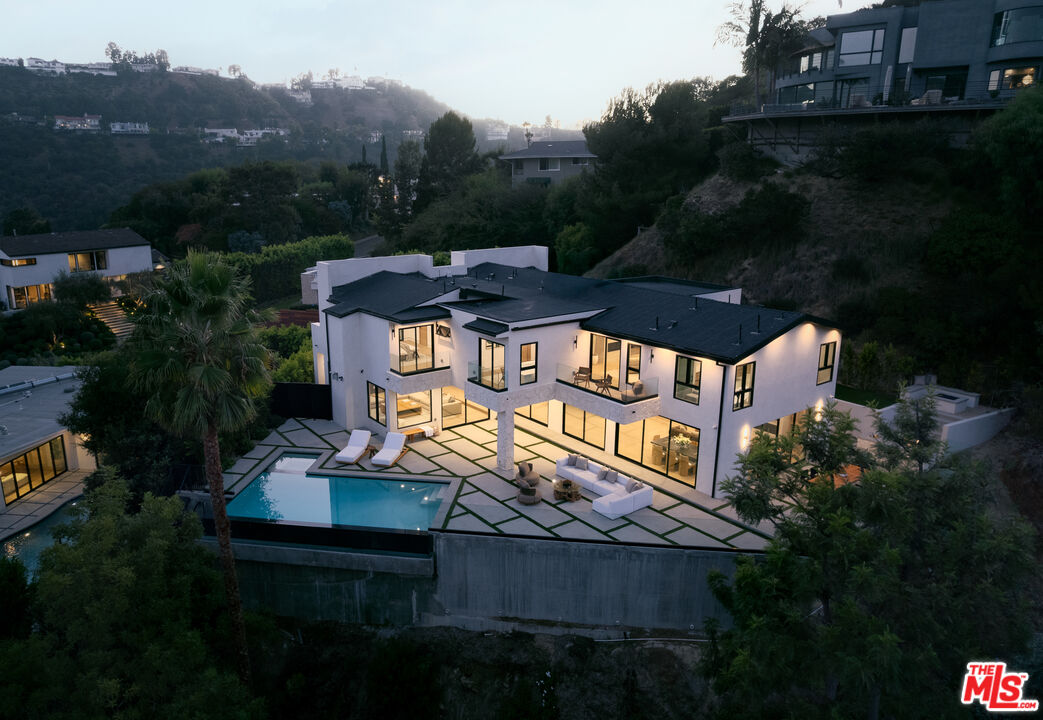 2608 Zorada Dr