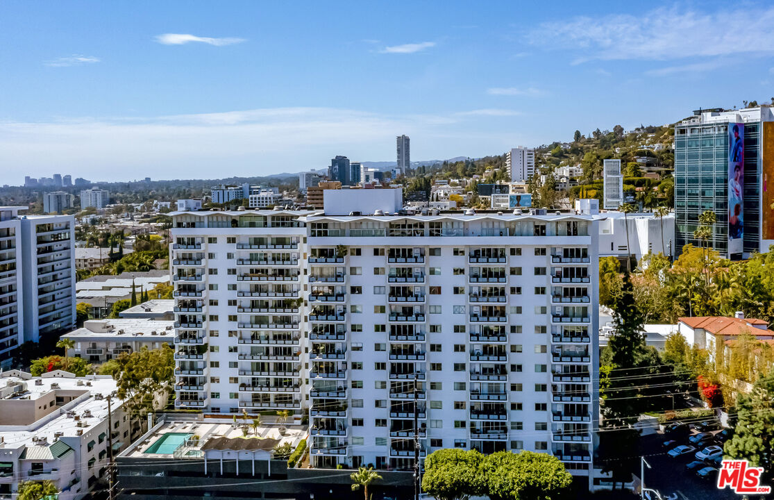 1155 N La Cienega Blvd Unit: 1110