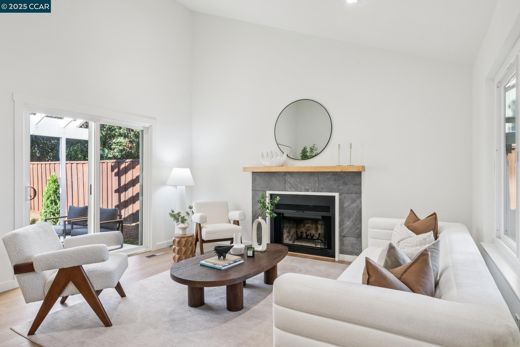 943 MATTERHORN COURT