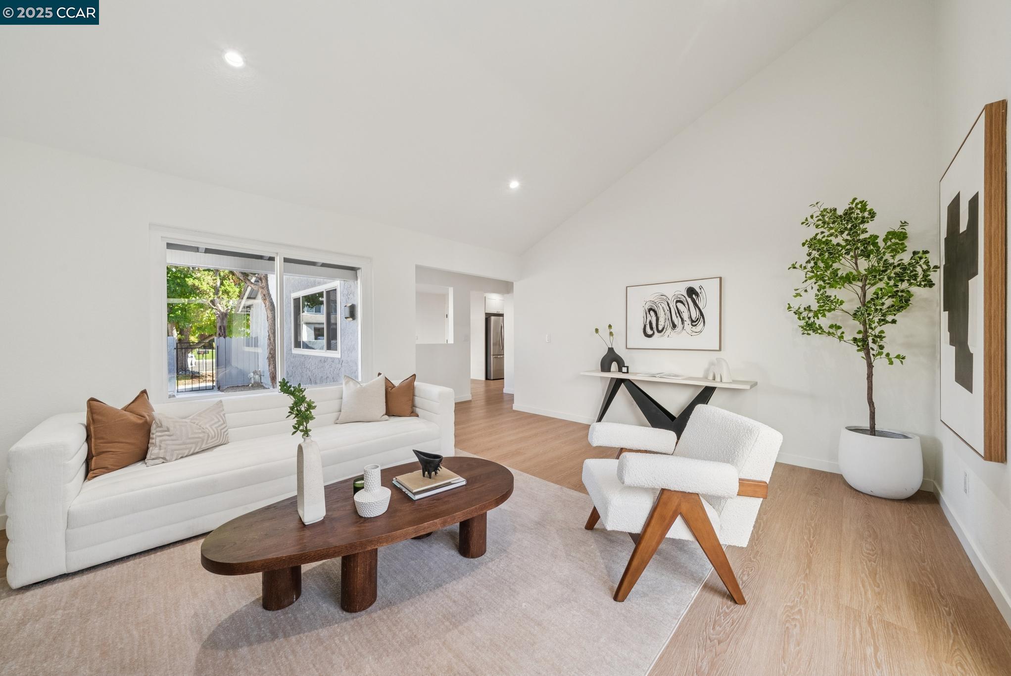 943 MATTERHORN COURT