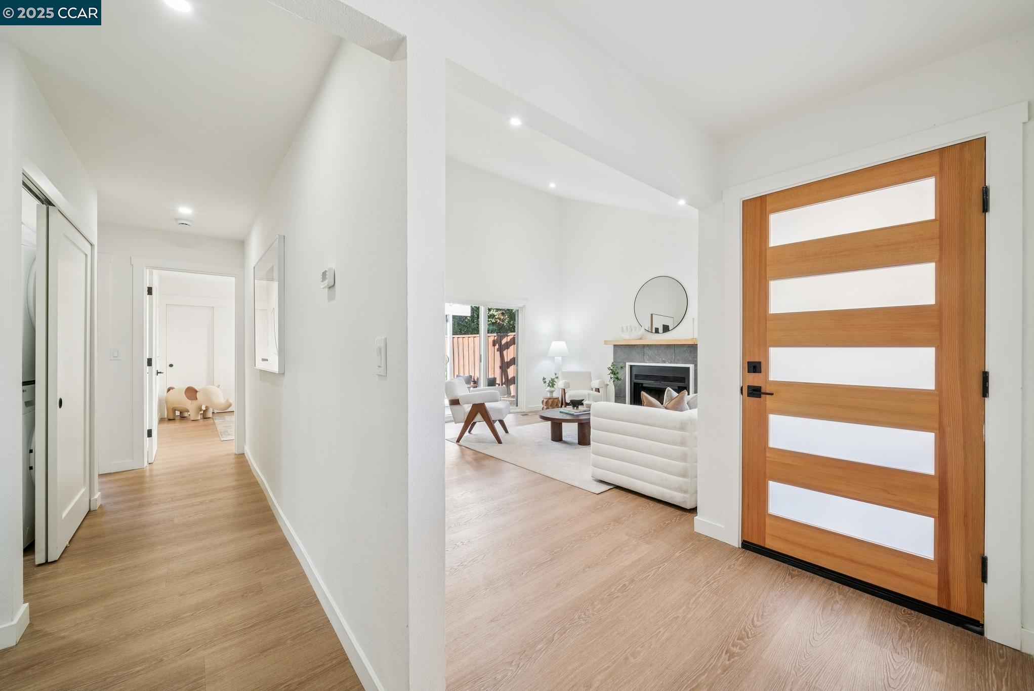 943 MATTERHORN COURT