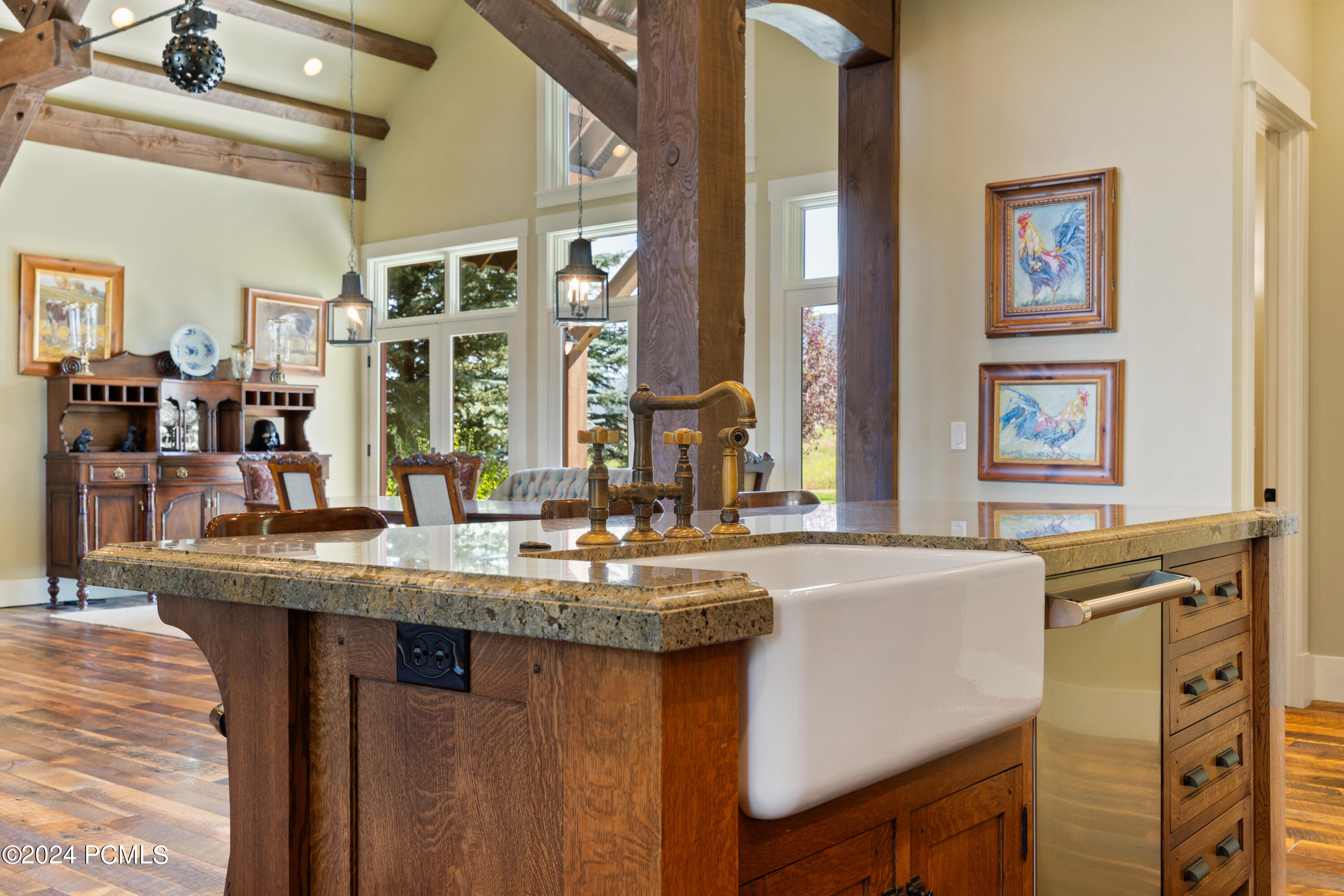 2579 Splendor Valley Road