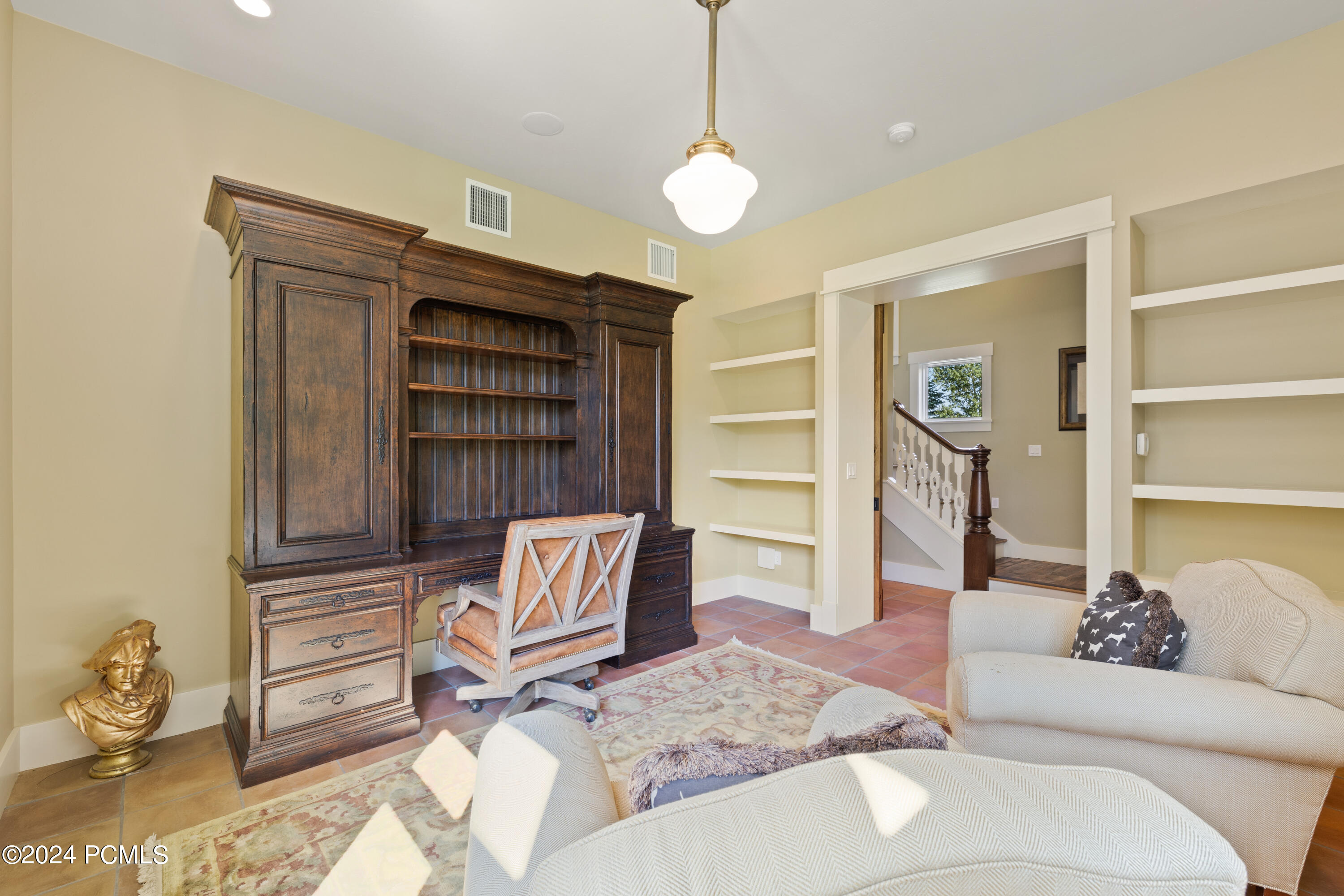 2579 Splendor Valley Road
