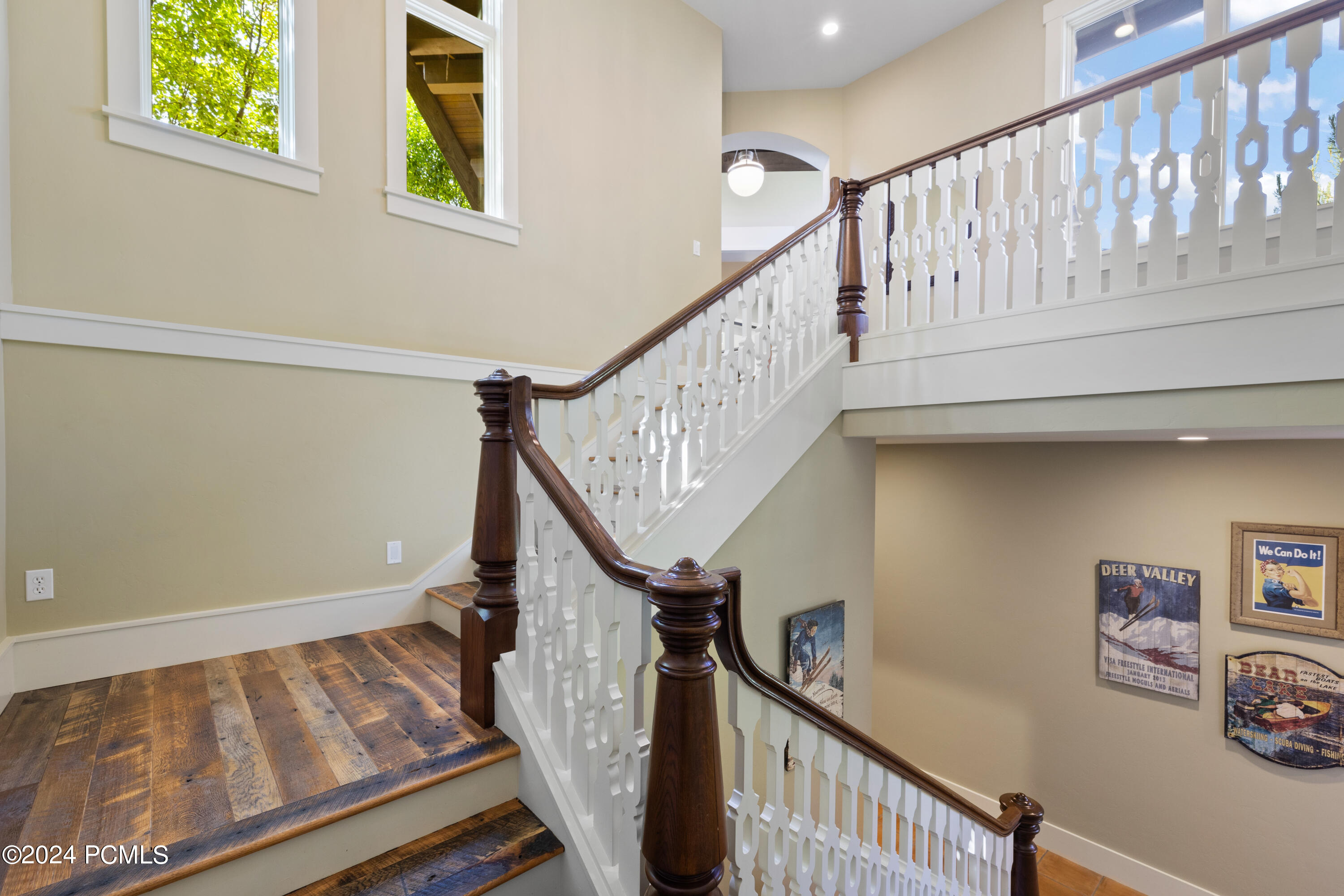 2579 Splendor Valley Road