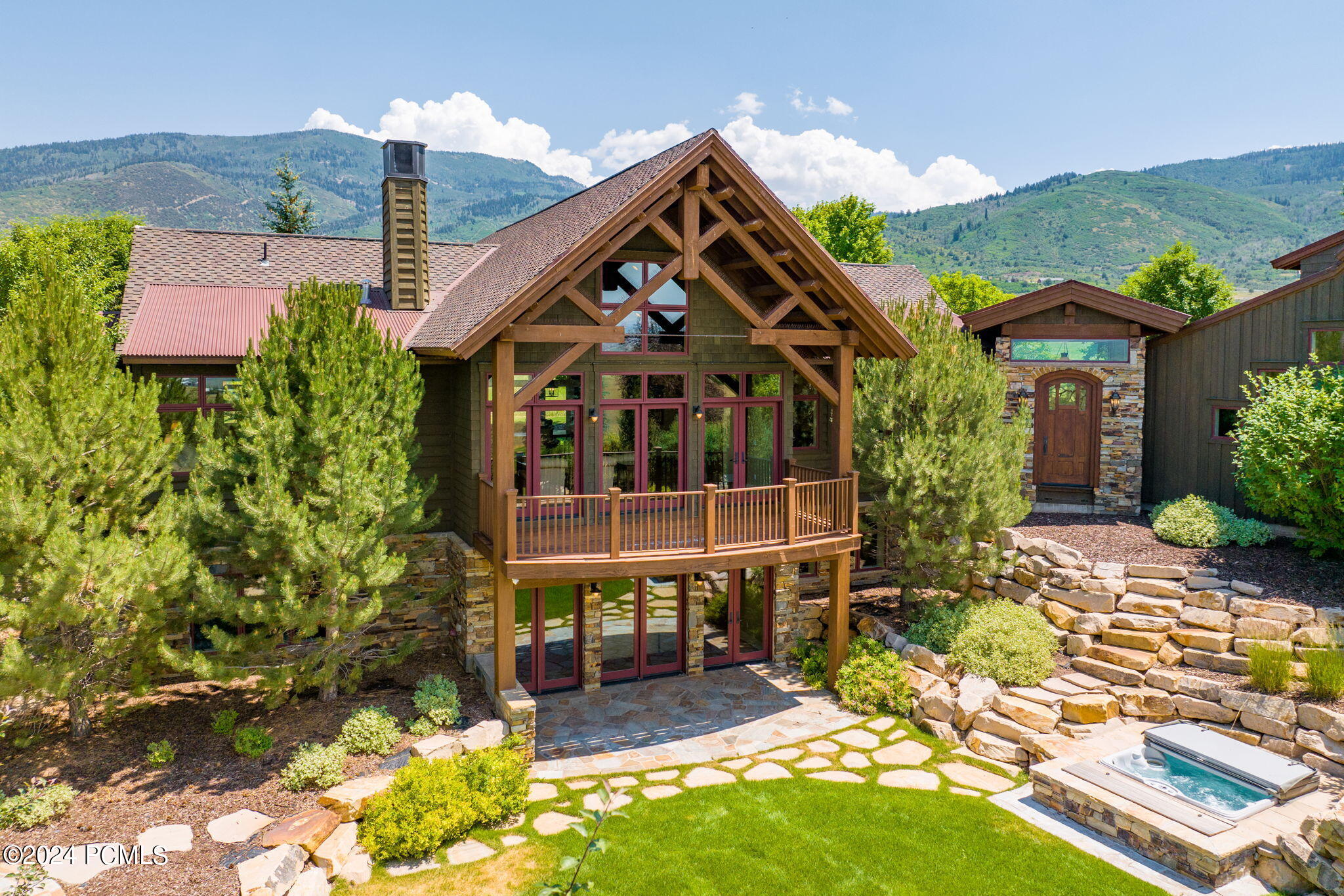 2579 Splendor Valley Road