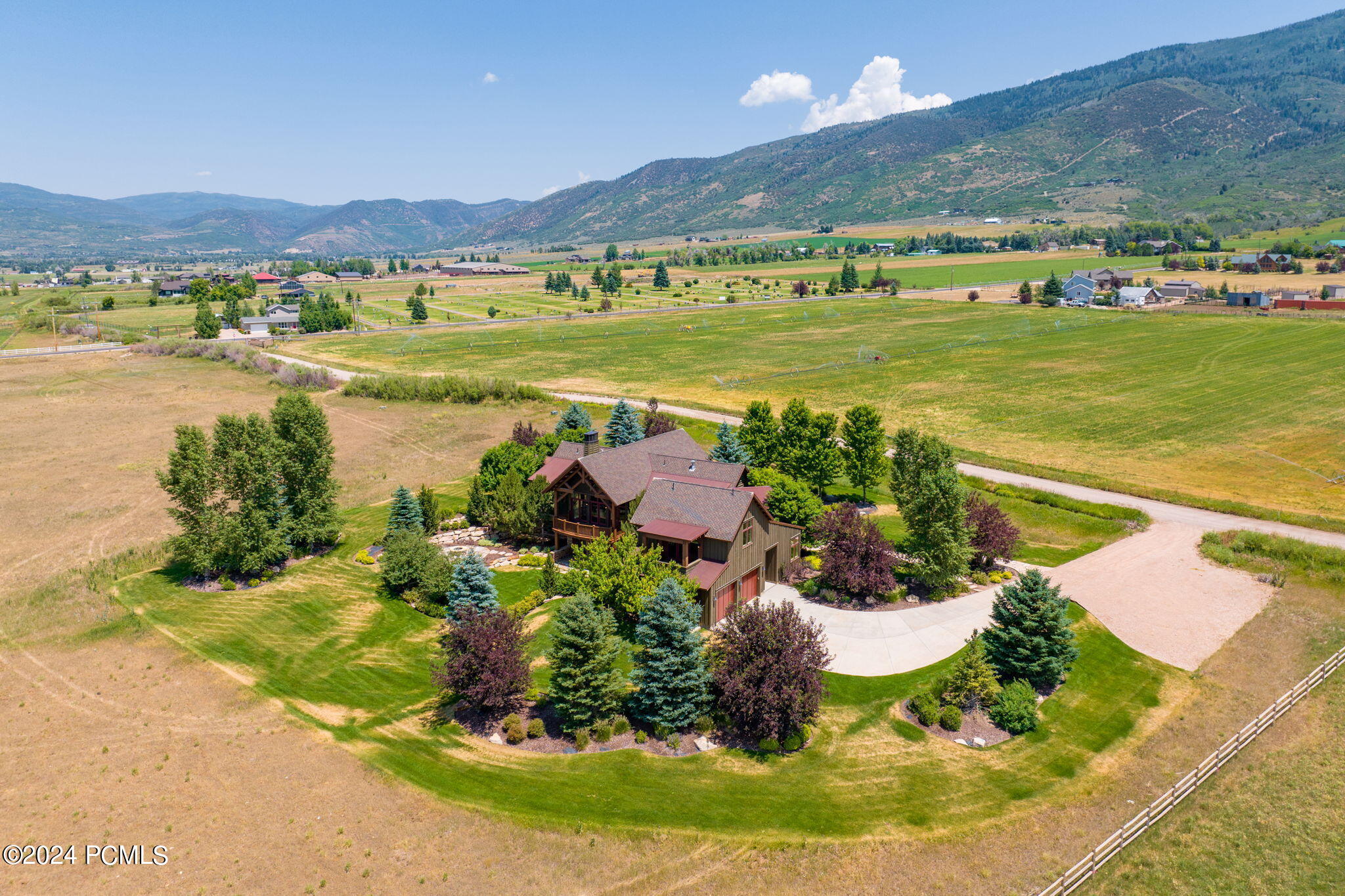 2579 Splendor Valley Road