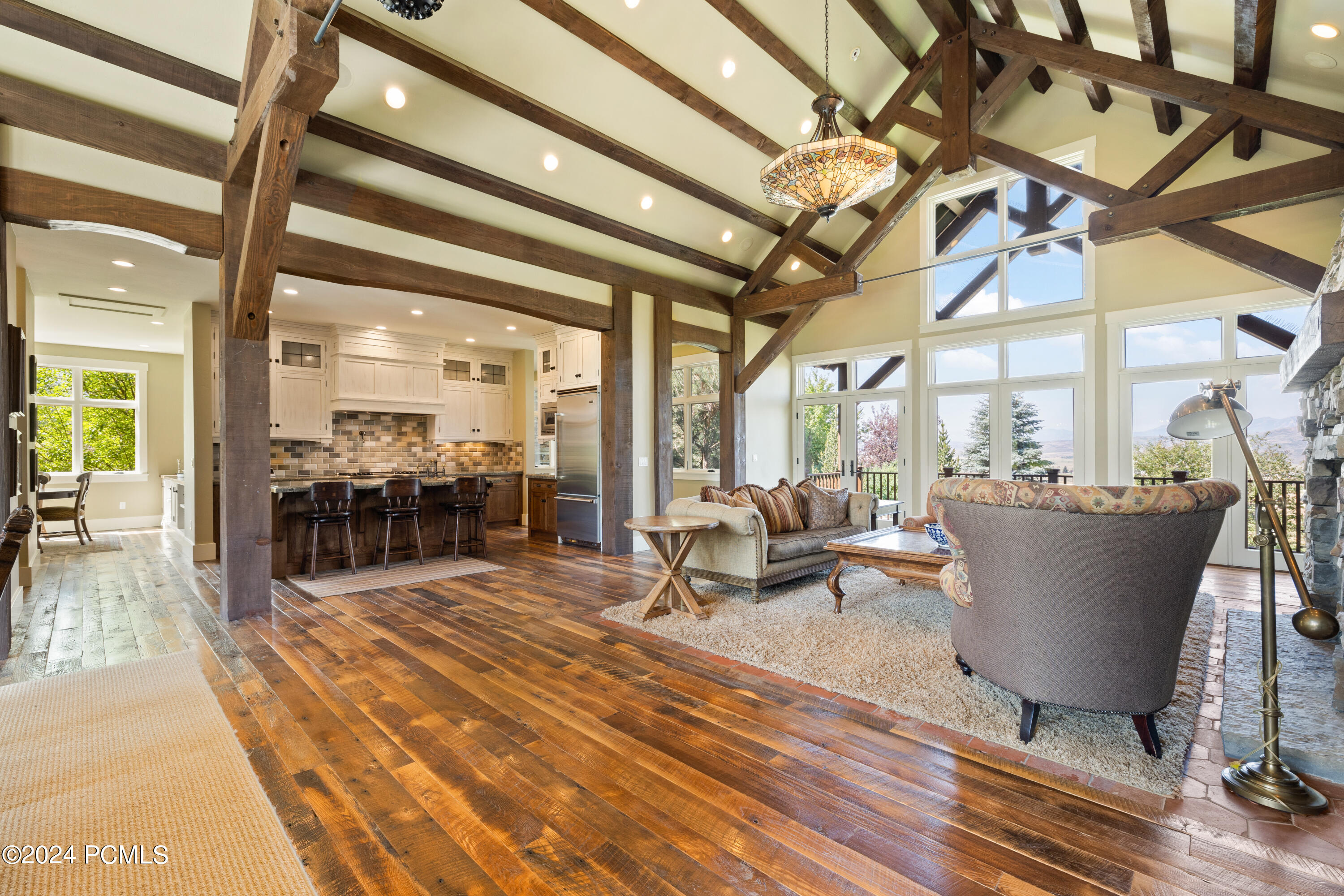 2579 Splendor Valley Road