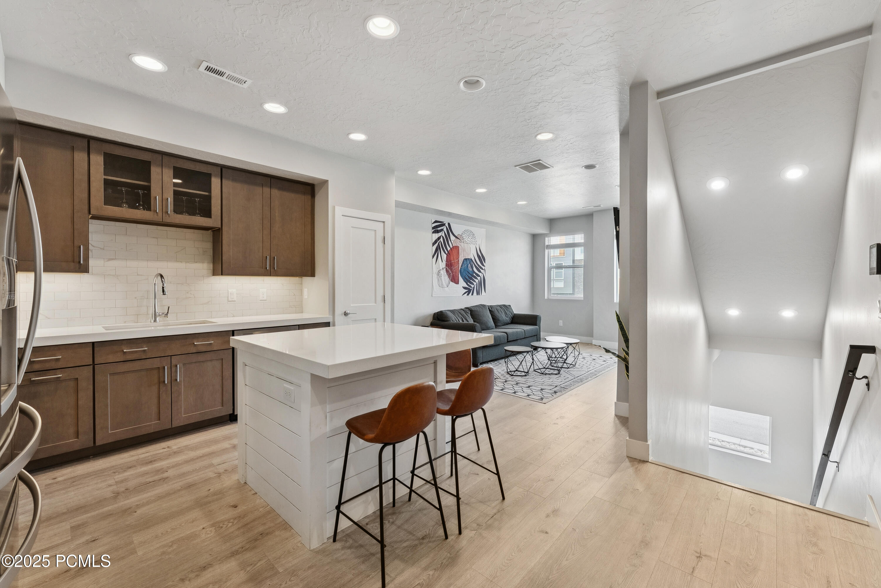 6684 Purple Poppy Lane
