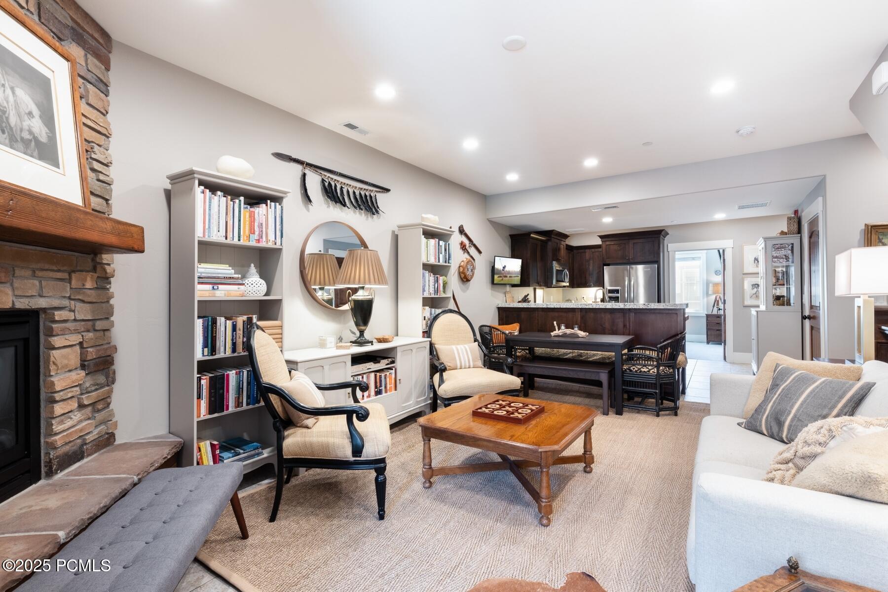 13331 N Highmark Court