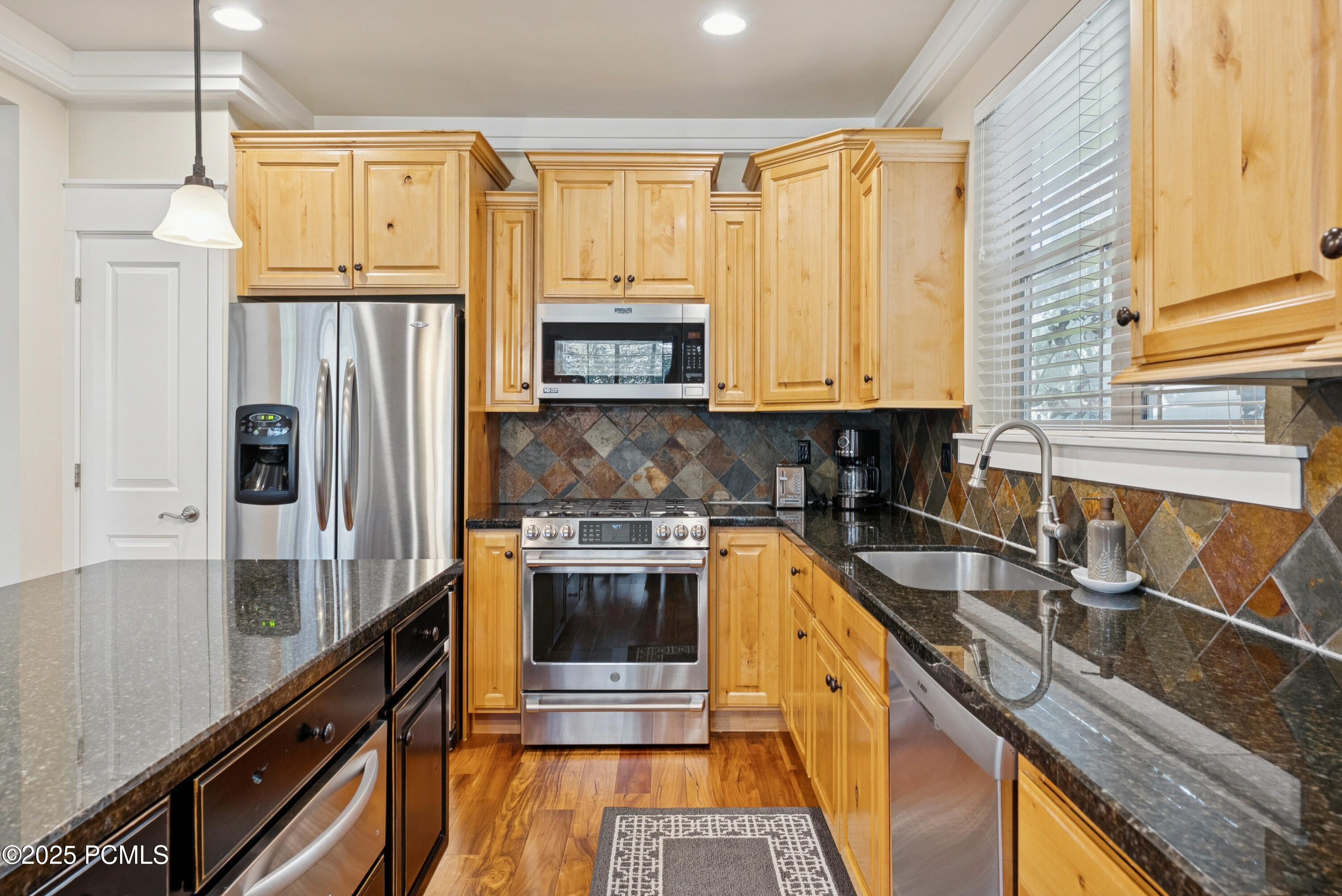 541 Craftsman Way, Midway