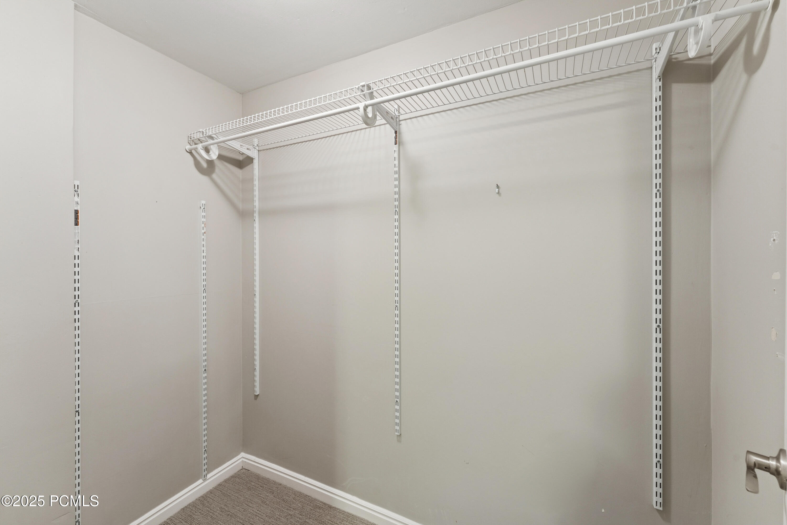 3651 E Oakview Drive