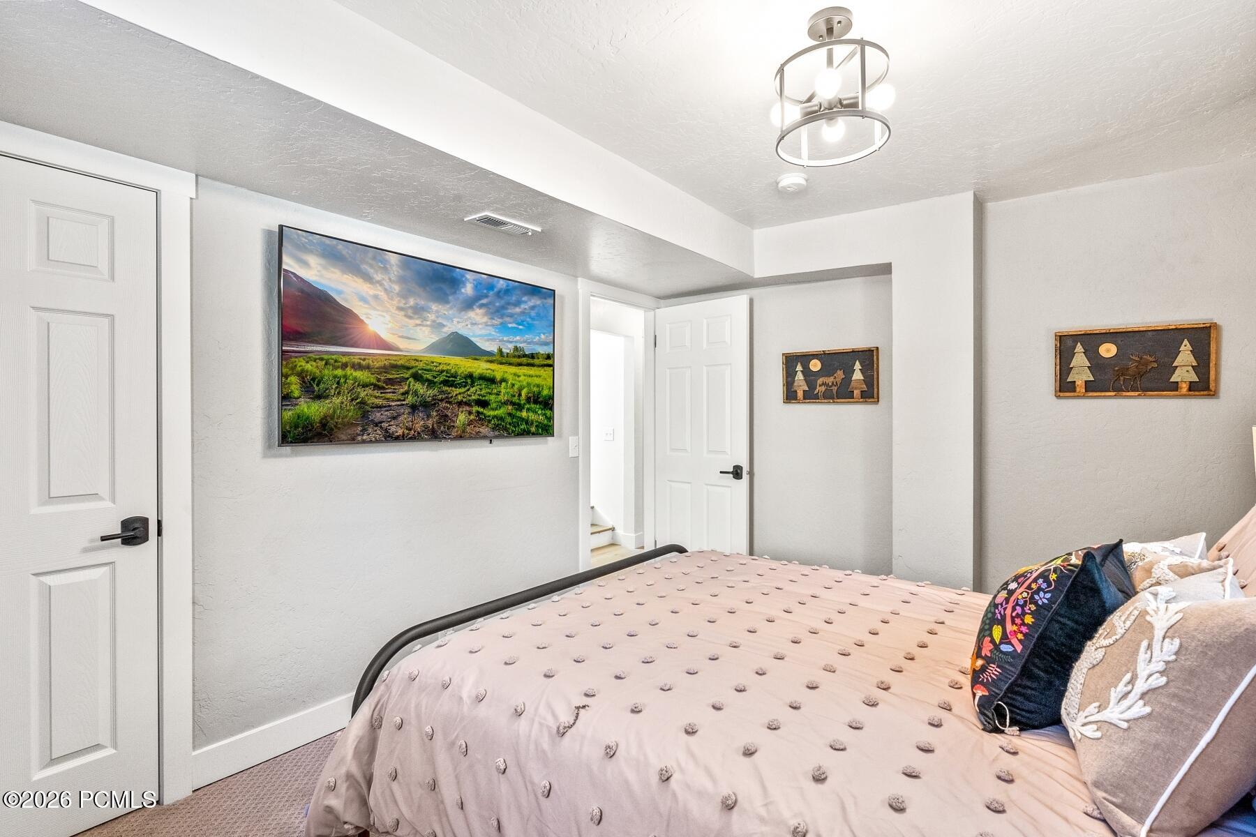 2651 Little Kate Road