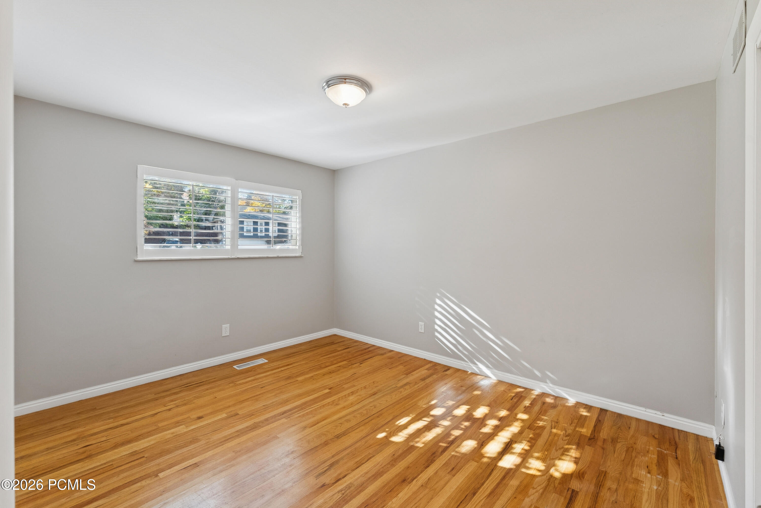 3651 E Oakview Drive