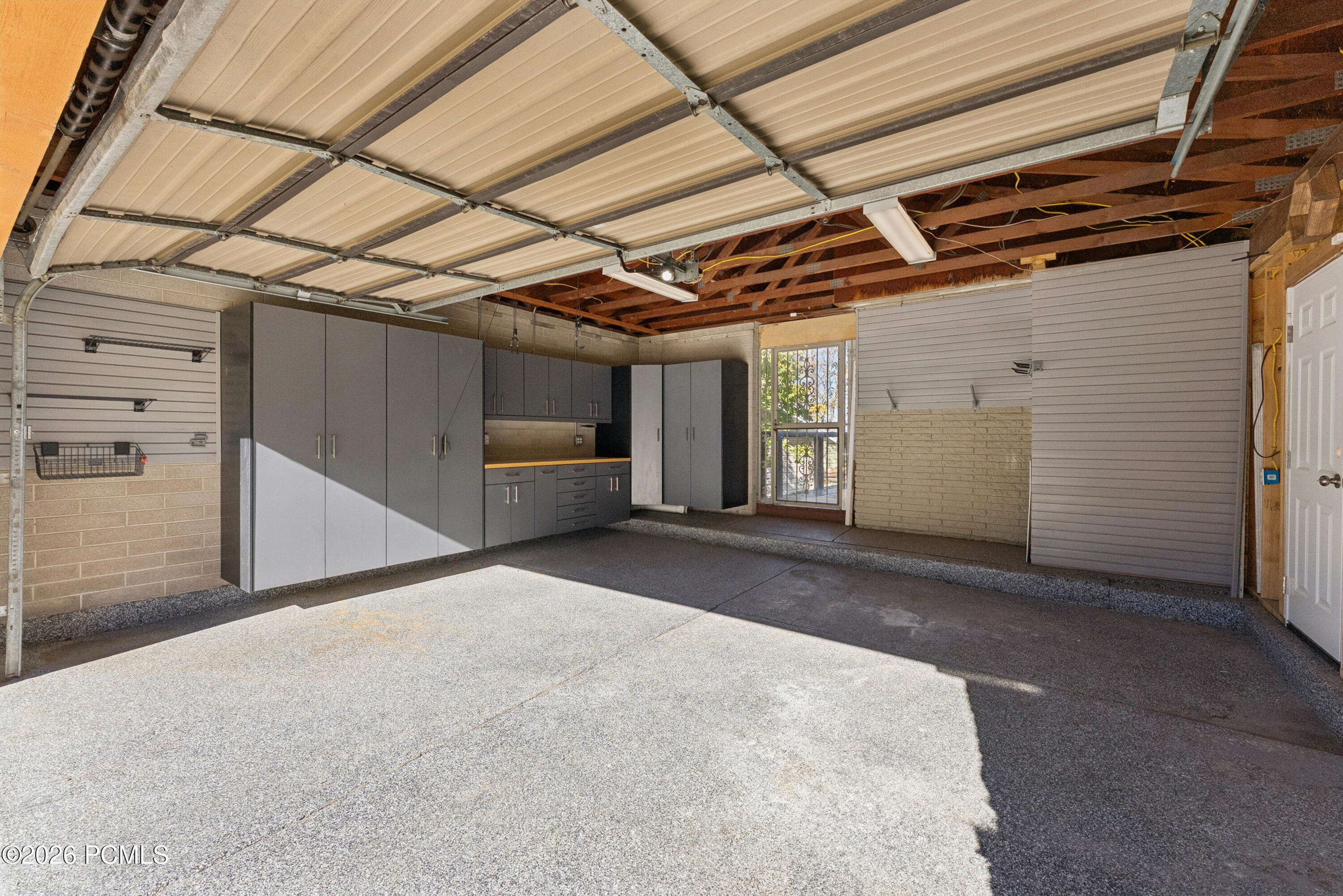 3651 E Oakview Drive