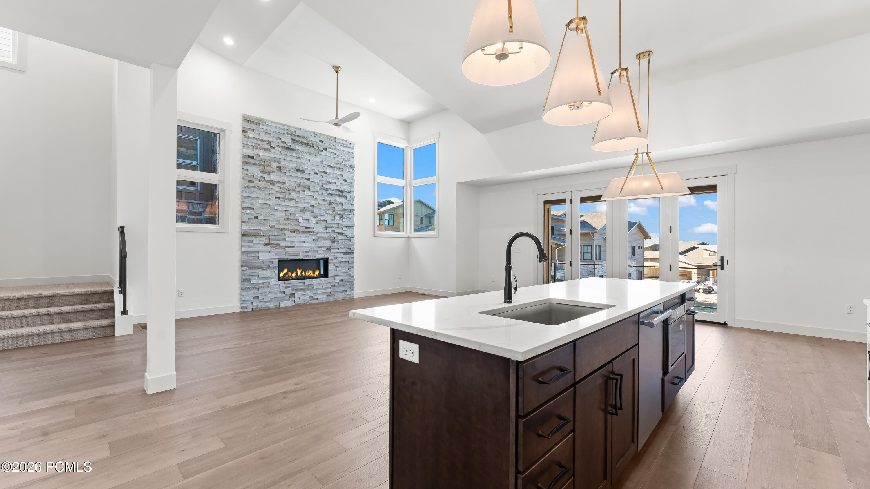 11742 N Shoreline Drive