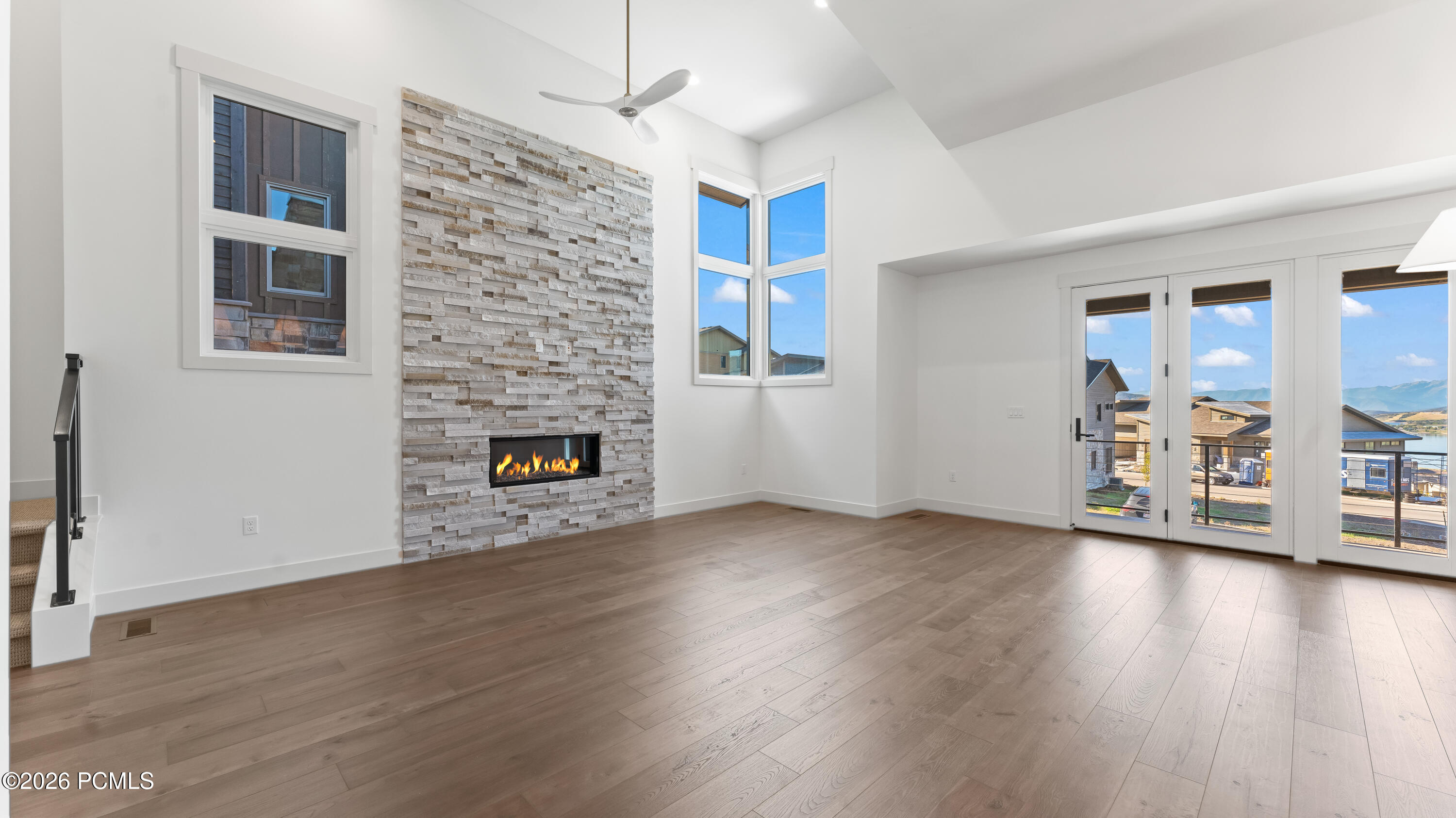 11742 N Shoreline Drive