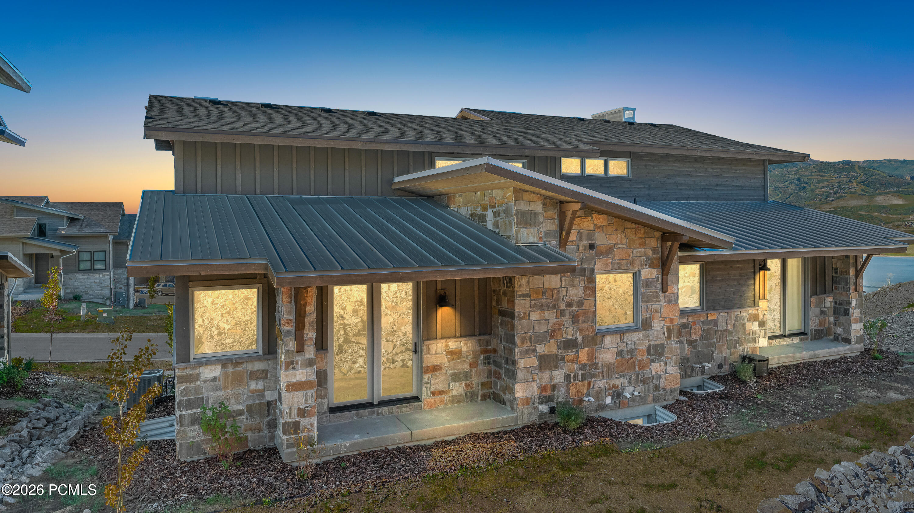 11742 N Shoreline Drive