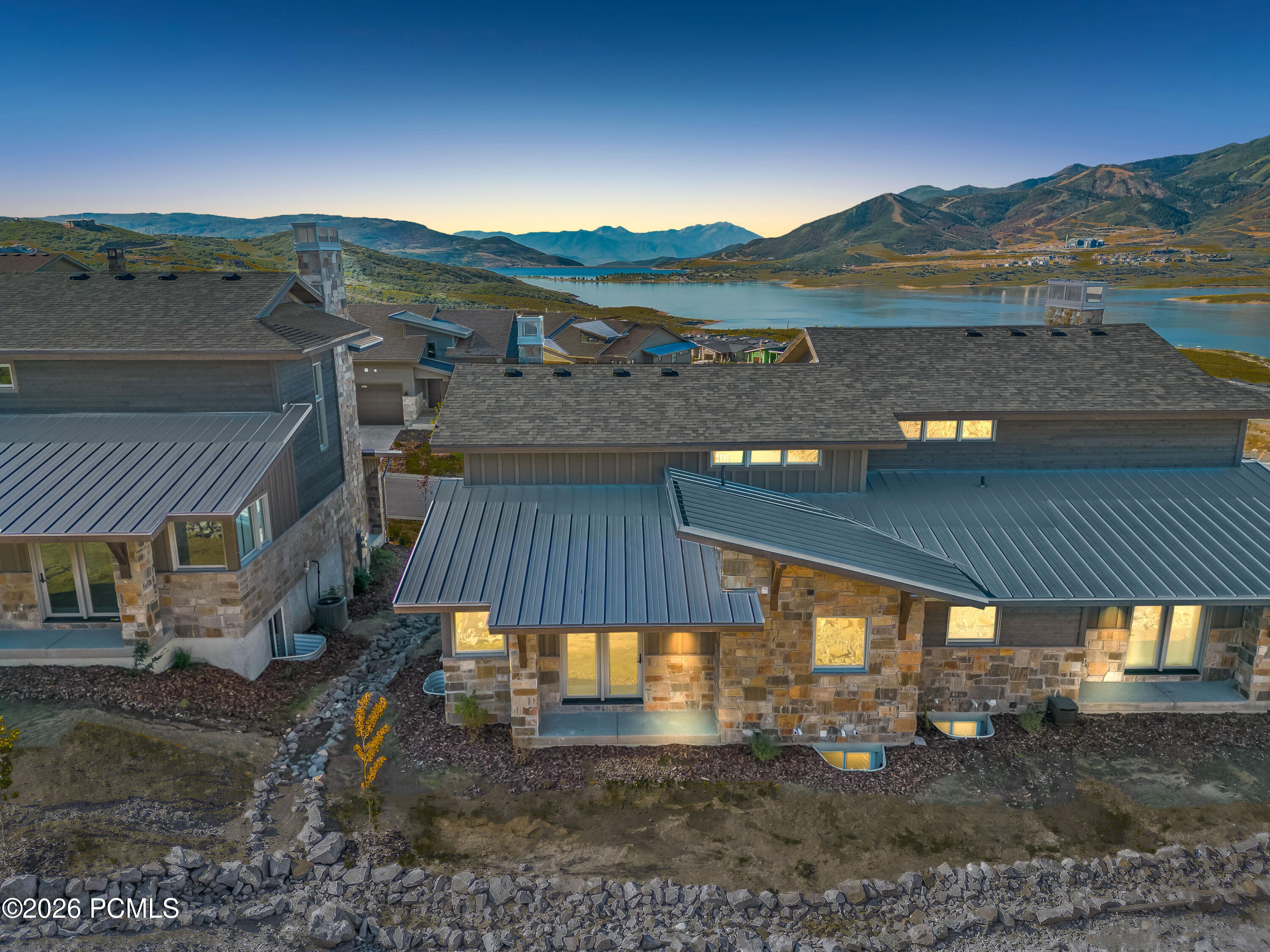 11742 N Shoreline Drive