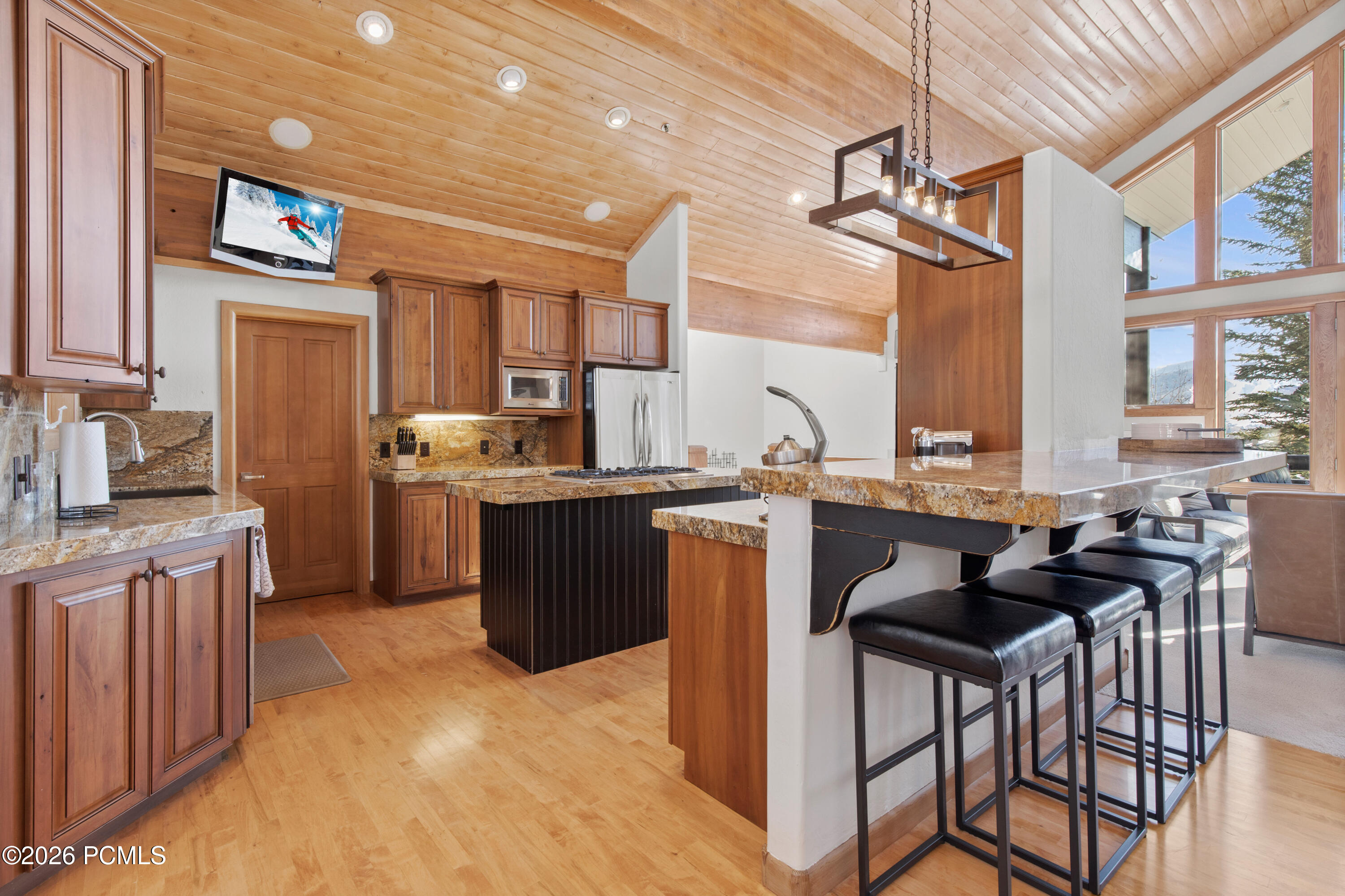 3133 Mountain Ridge Court