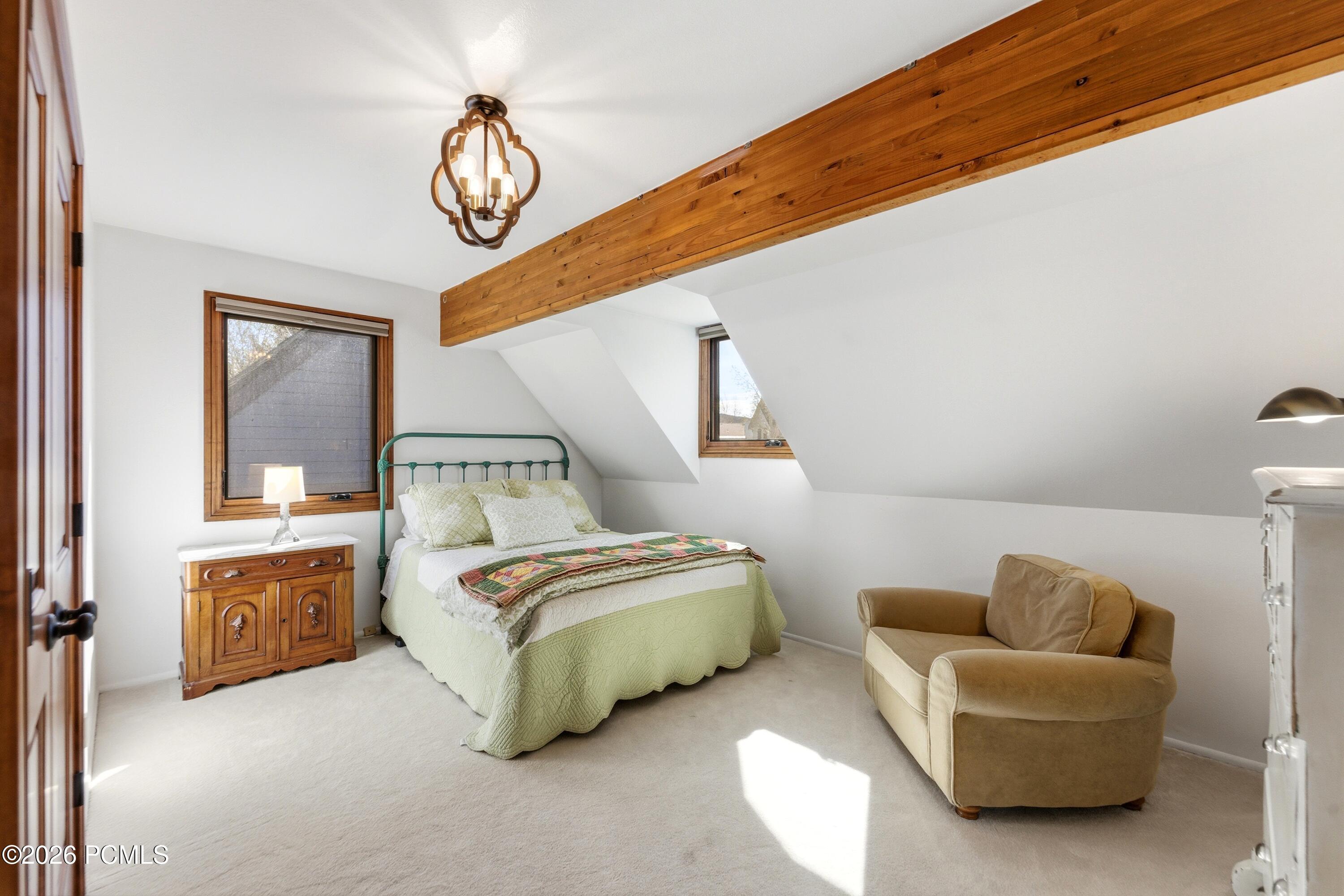 2635 Little Kate Road