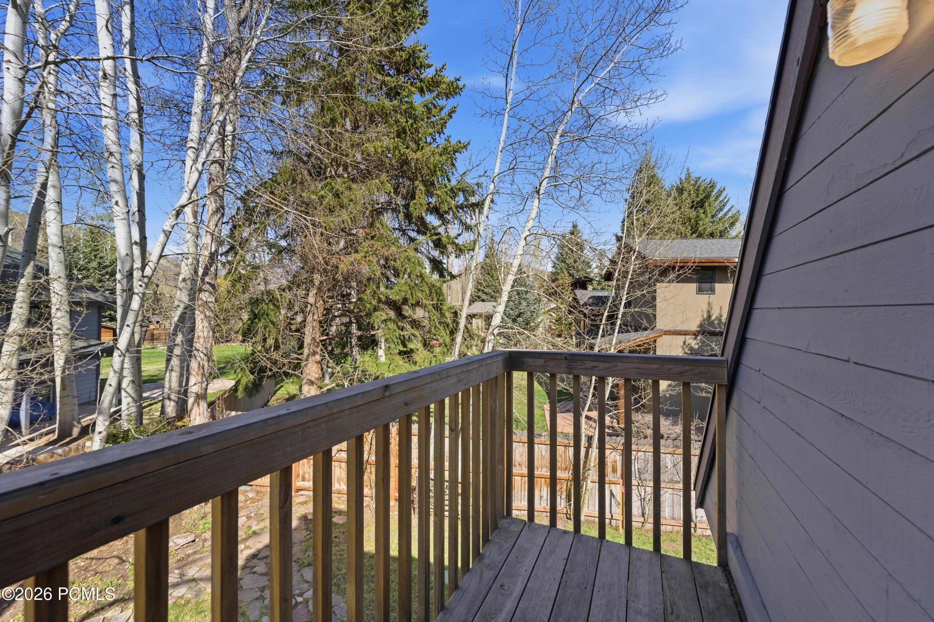 2635 Little Kate Road